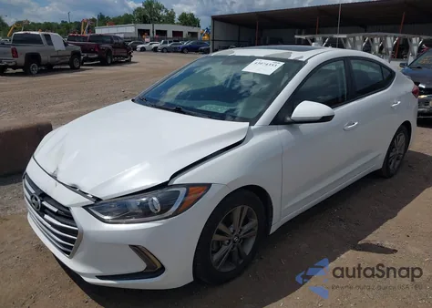 2017 Hyundai Elantra Value Edition из США, поврежденный, VIN 5NPD84LFXHH195847